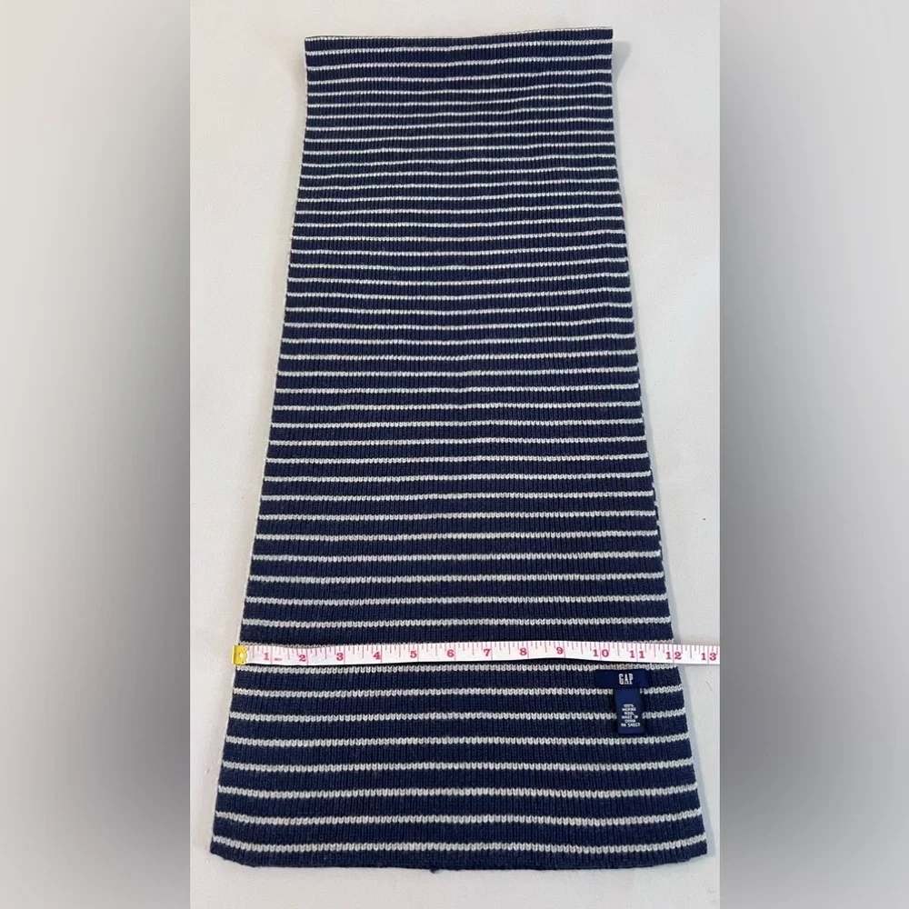 Comfy‎ Gap Knit  Scarf Navy/White Striped RN54023